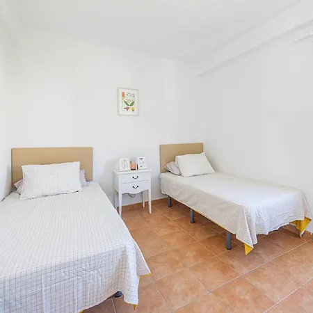 아파트 Vacacional Con Vistas Al Mar Y La Montana Cerca De Burriana Playa En *
